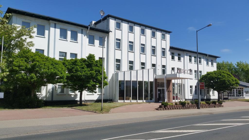 Hotel Bitterfelder Hof Exterior foto