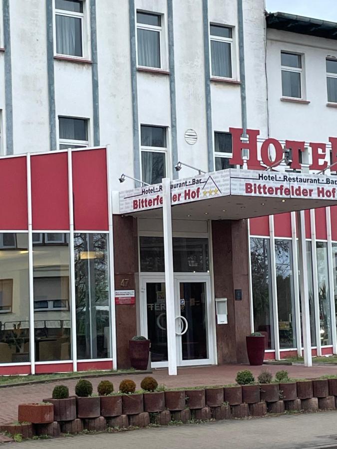 Hotel Bitterfelder Hof Exterior foto